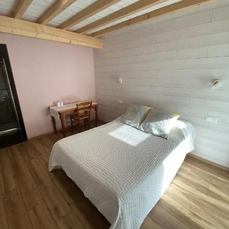 Maison Neuve Tout Confort, Deux Chambres Saint-Martin-du-Mont Eksteriør billede